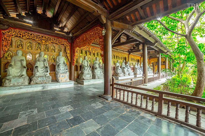 pagode Bai Dinh couloir